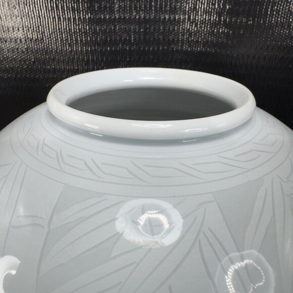 Celadon Pottery Vessel Vase With Bamboo Pattern Light Green Artist Signed Vase - Picture 8 of 15